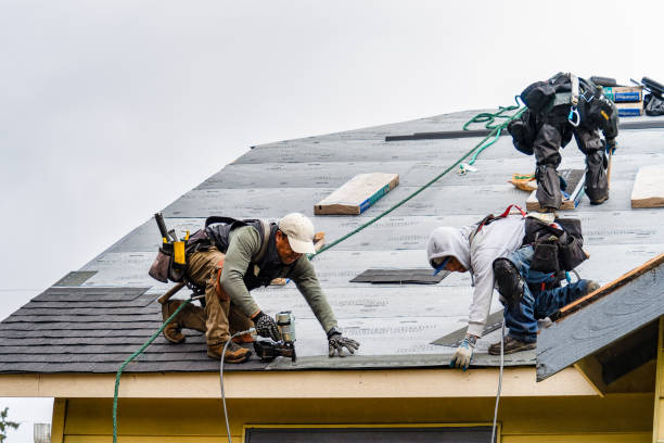 Professional Gutter Installation technician working in Lake Orion, MI